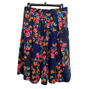 LULAROE Beautiful floral print, pleated skirt, size large EUC
